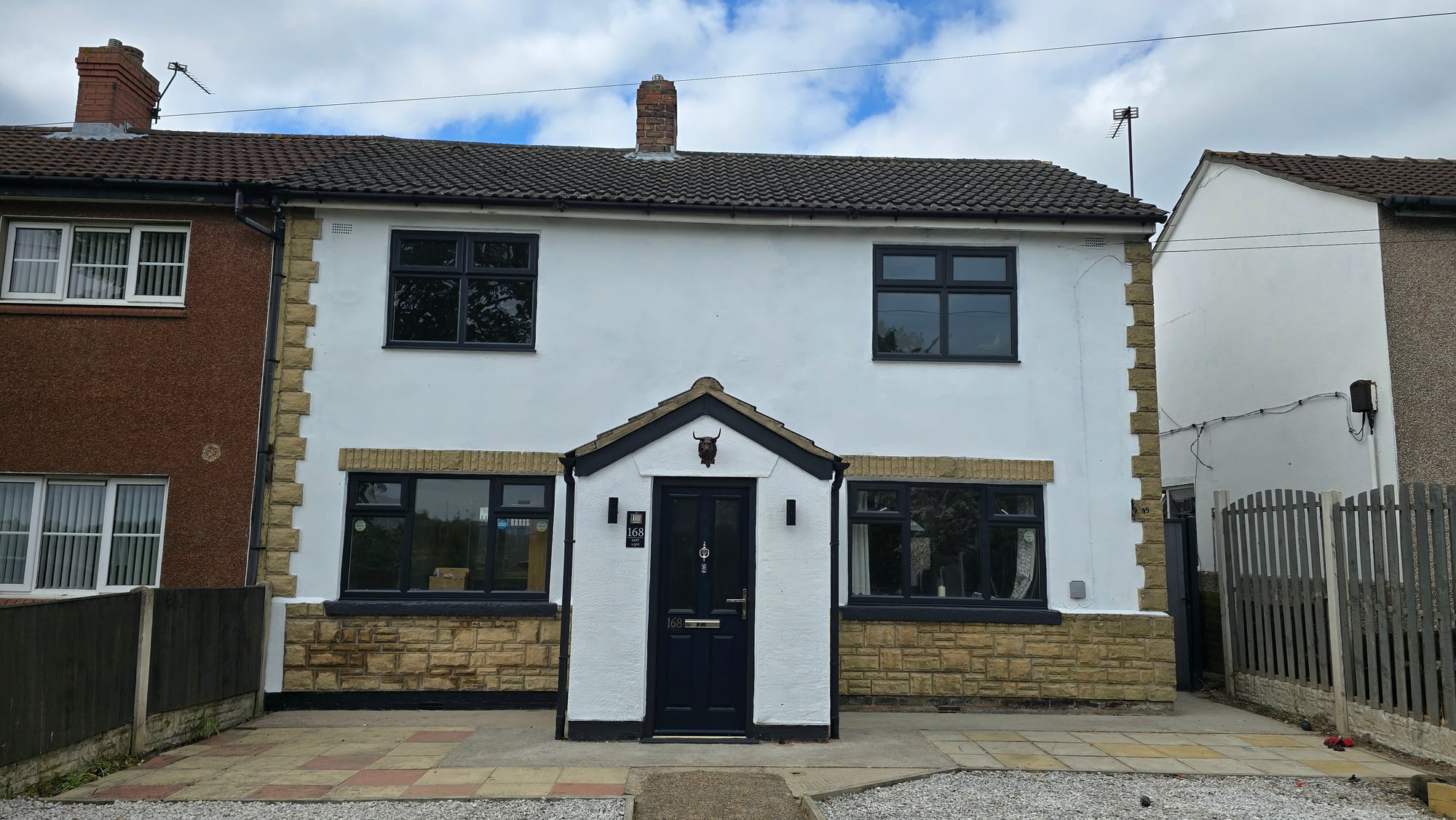 Exterior and parking at the Stainforth, Doncaster M18 contractor house