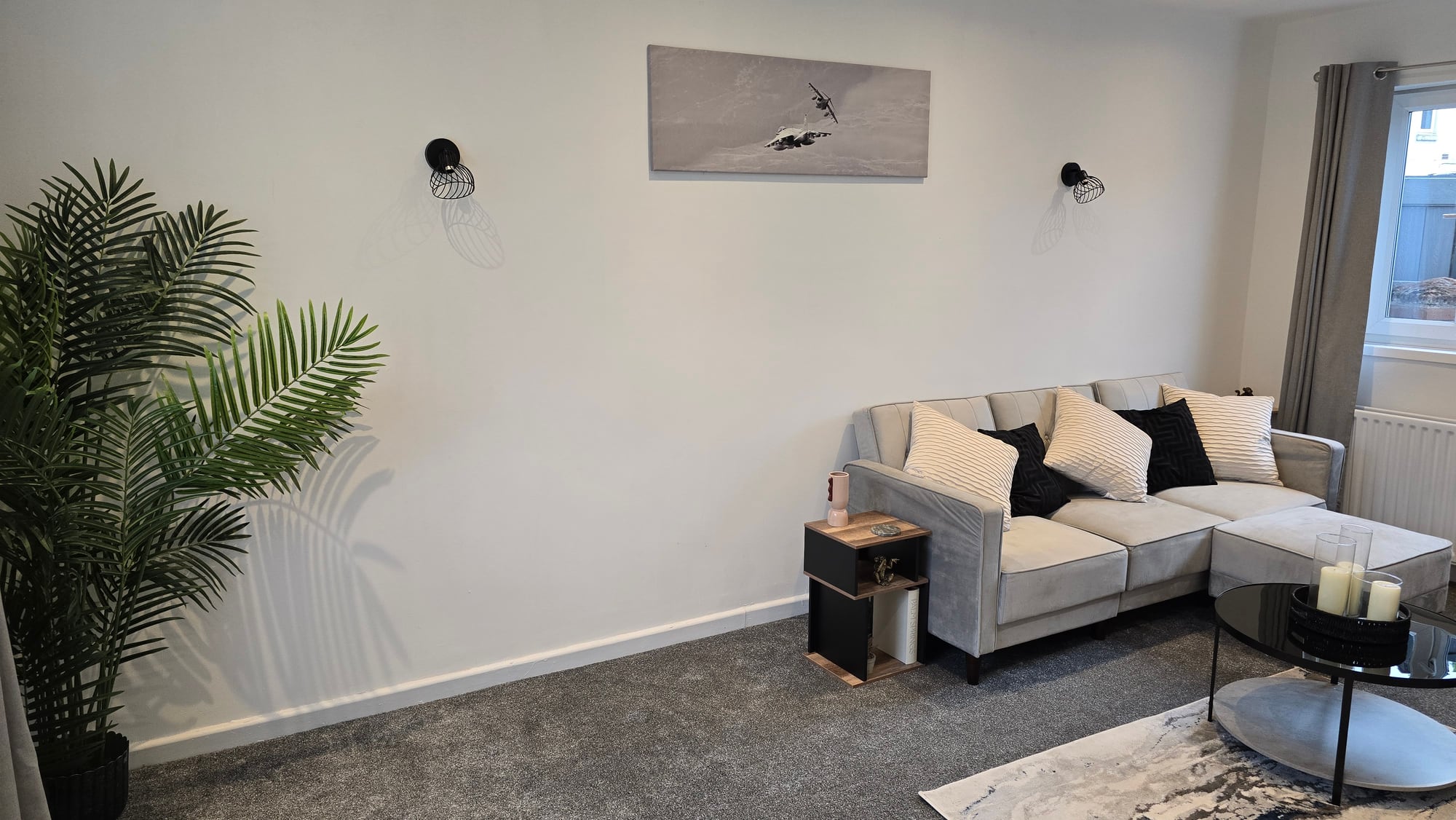 Living room at the Stainforth, Doncaster M18 contractor house