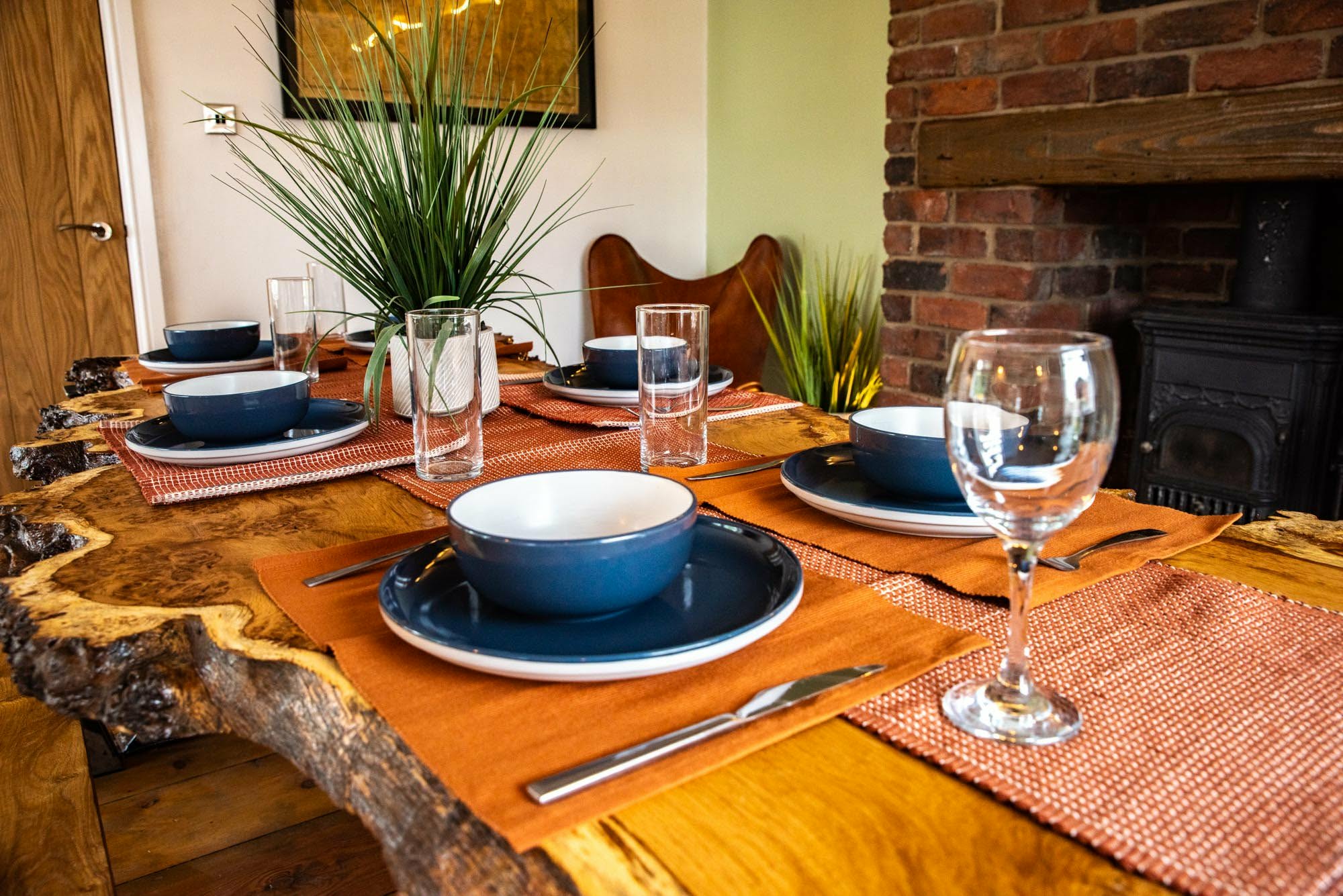 Dining room inside CHJB Short Stays serviced accommodation in Doncaster